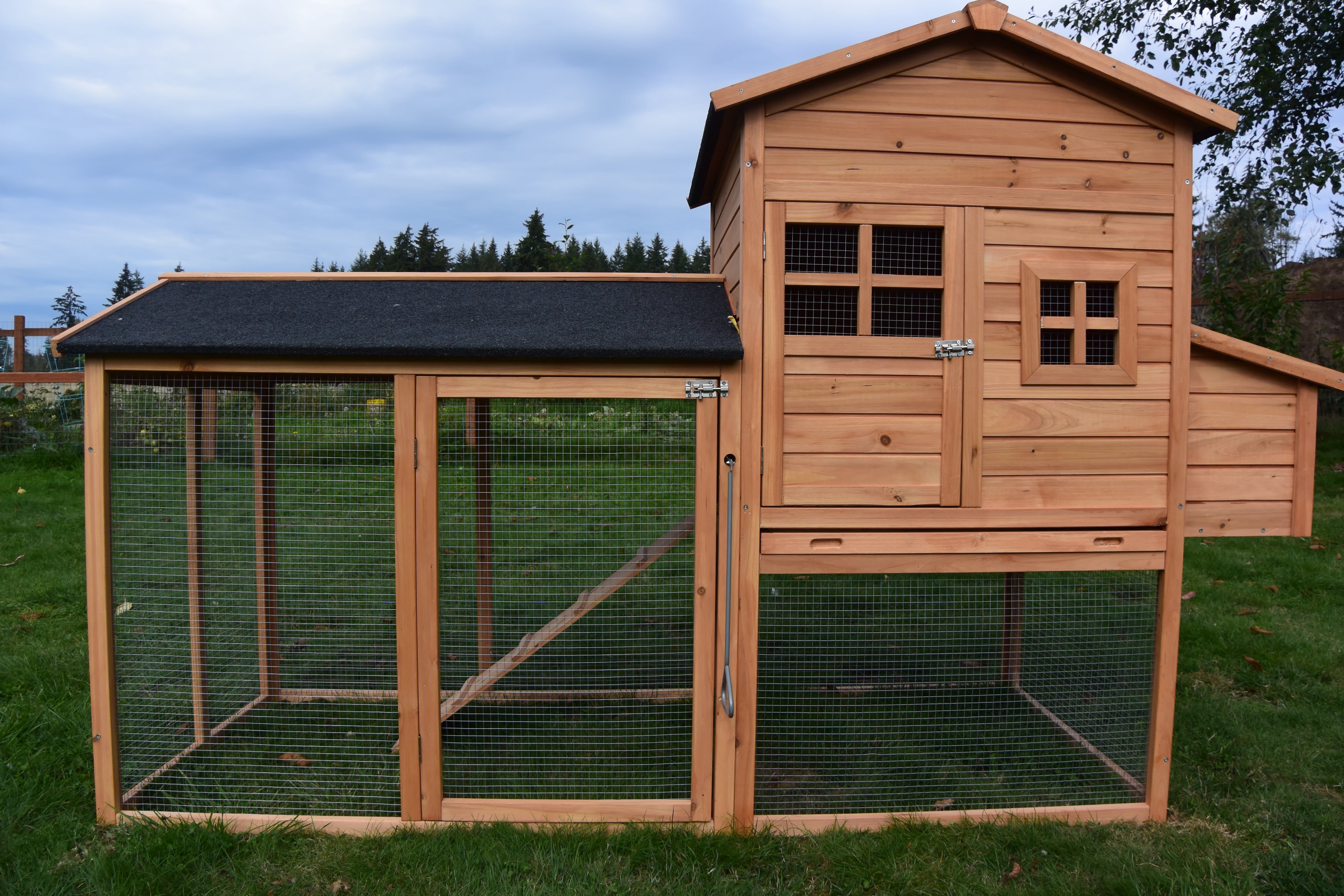 The Lodge Coop.   IN-STOCK