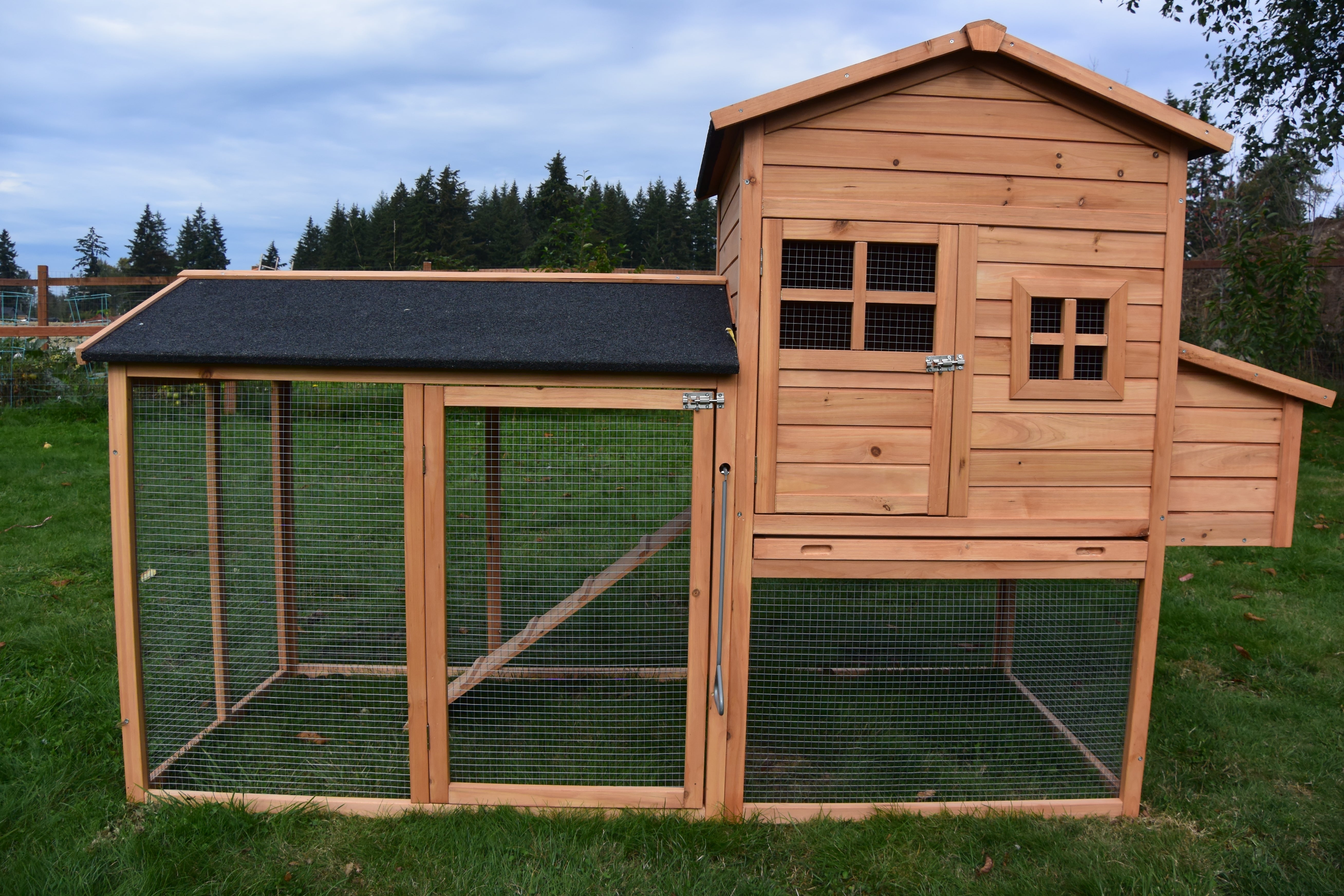 The Lodge Coop.   IN-STOCK