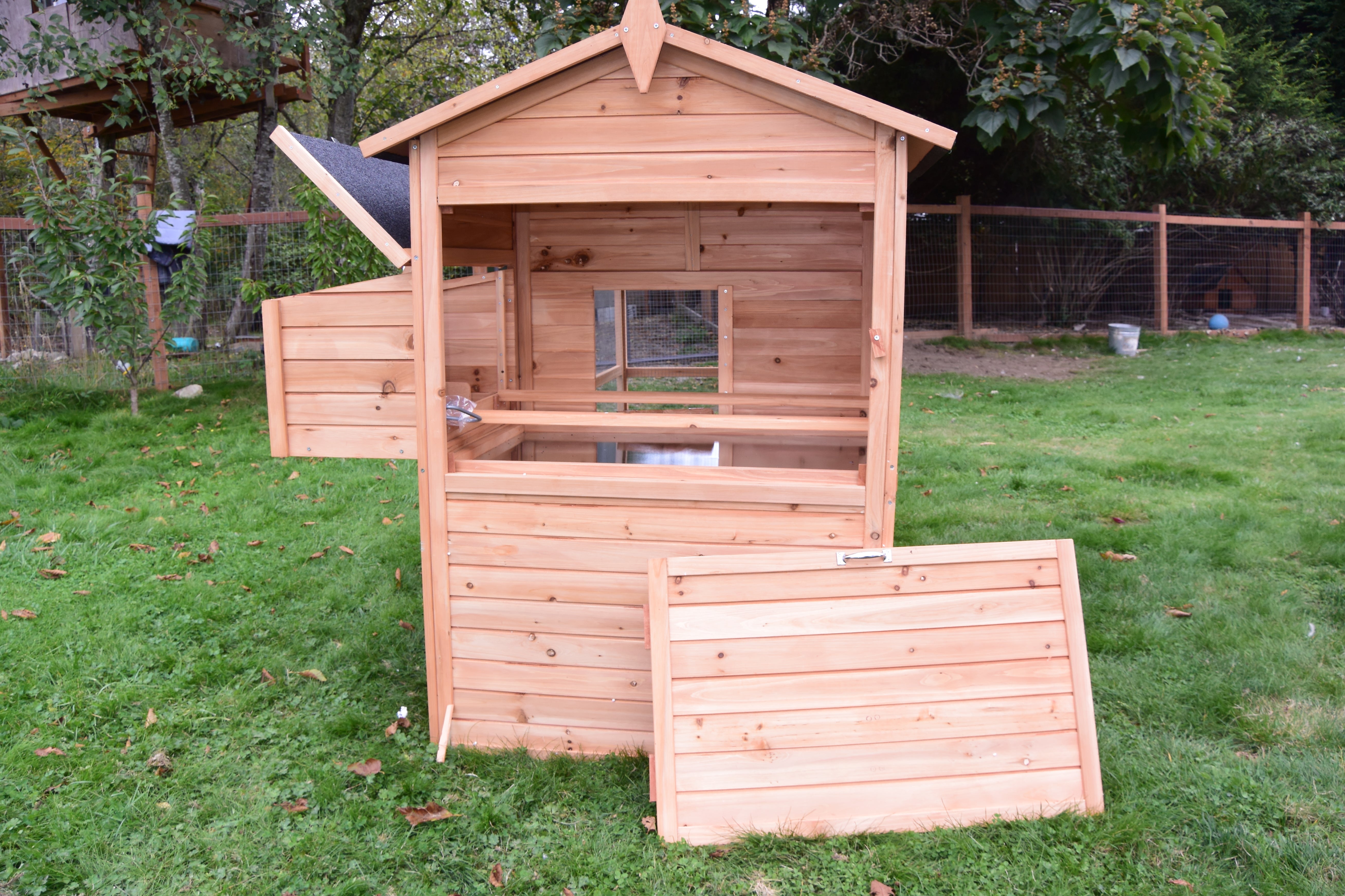 NEW FarmHouse Coop