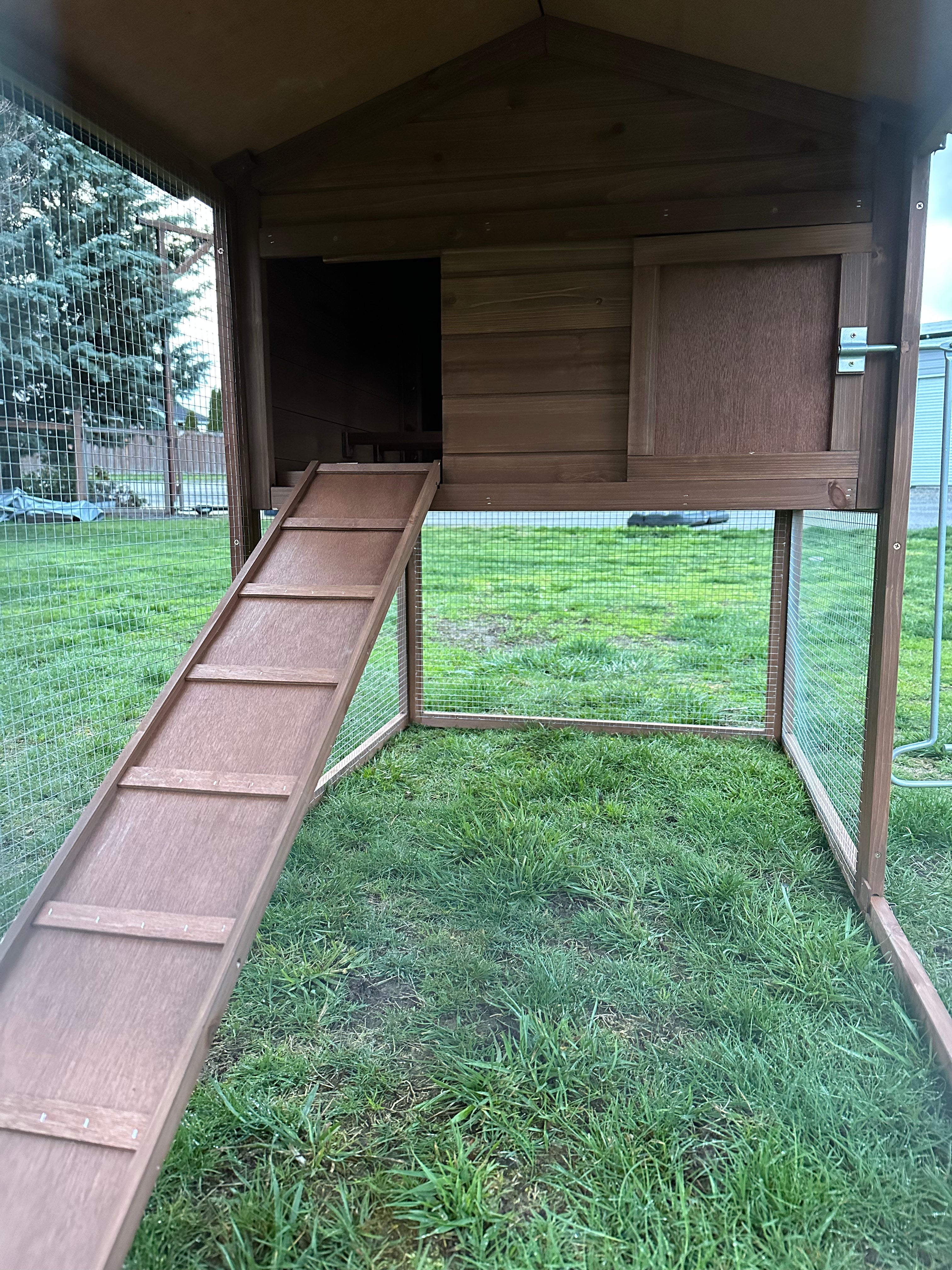 The Lodge Coop.   IN-STOCK