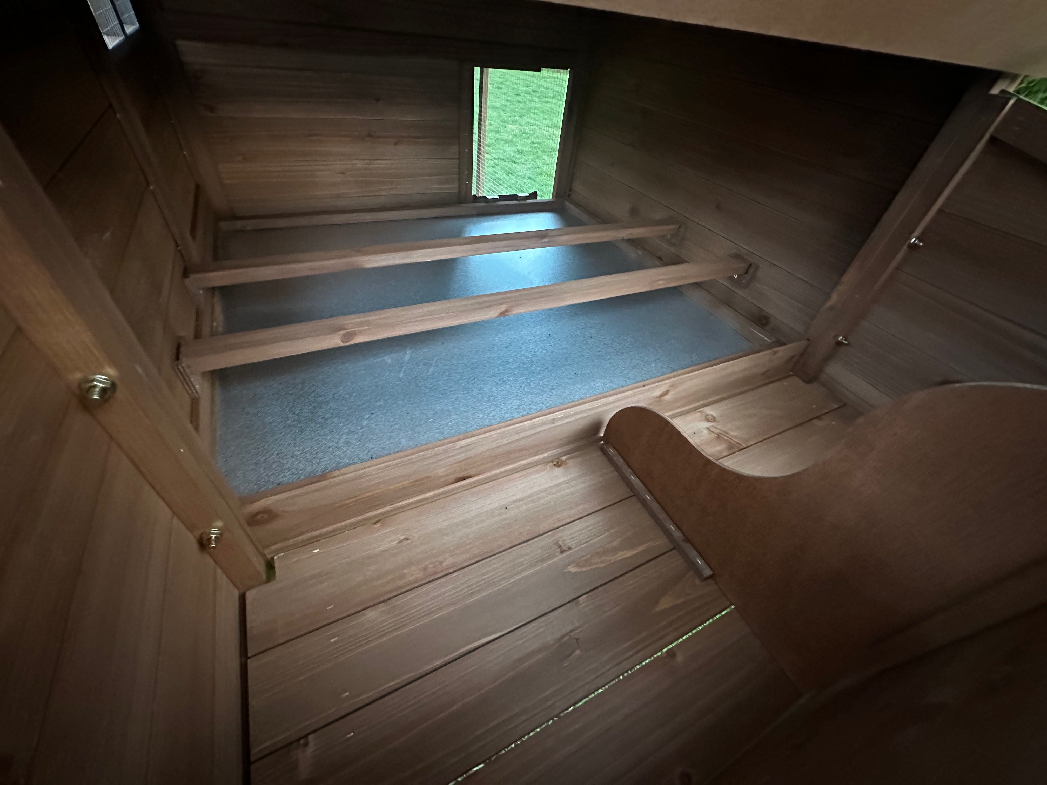 The Lodge Coop.   IN-STOCK