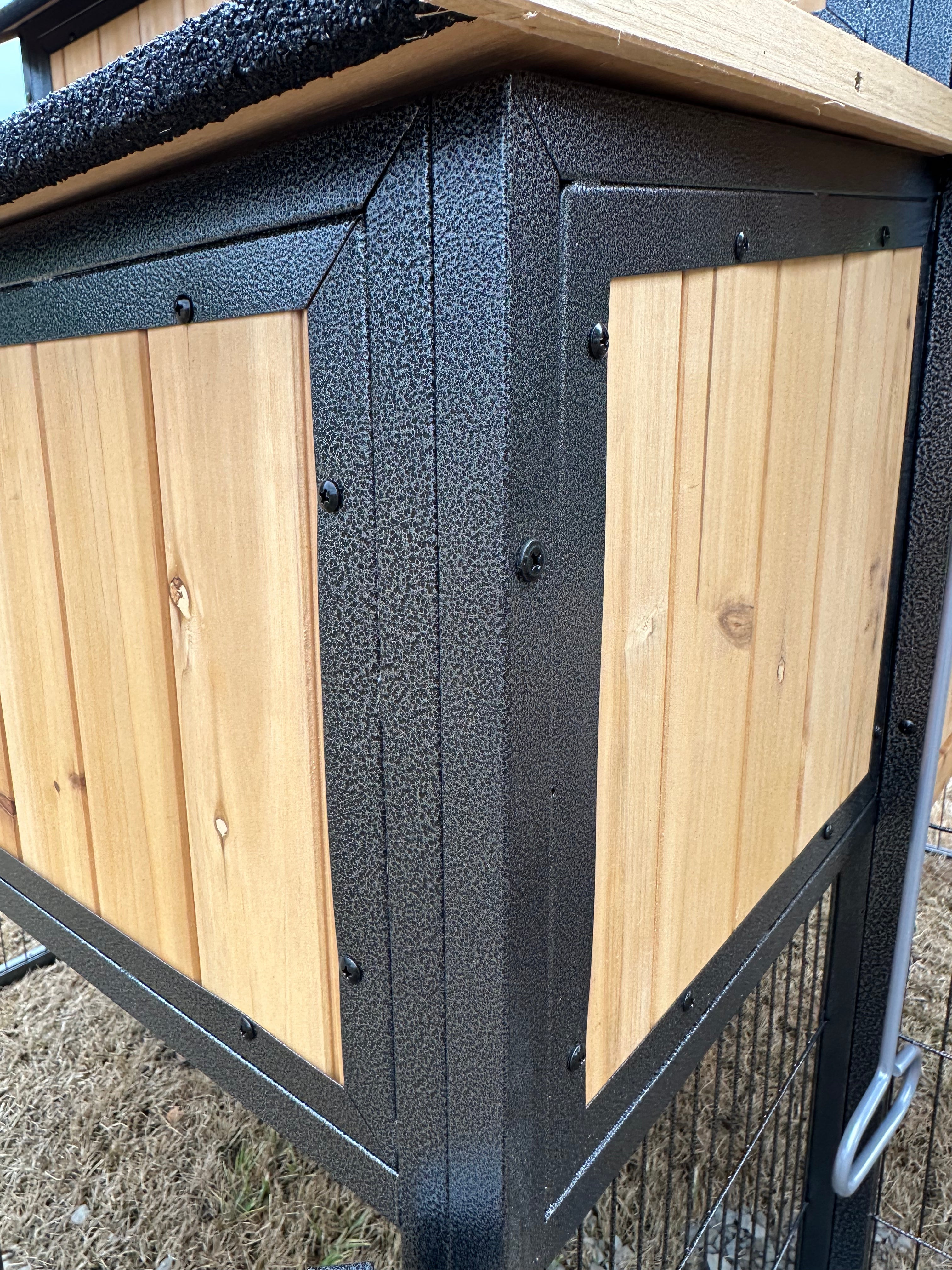 NEW-METAL Cottage Coop.  in-stock