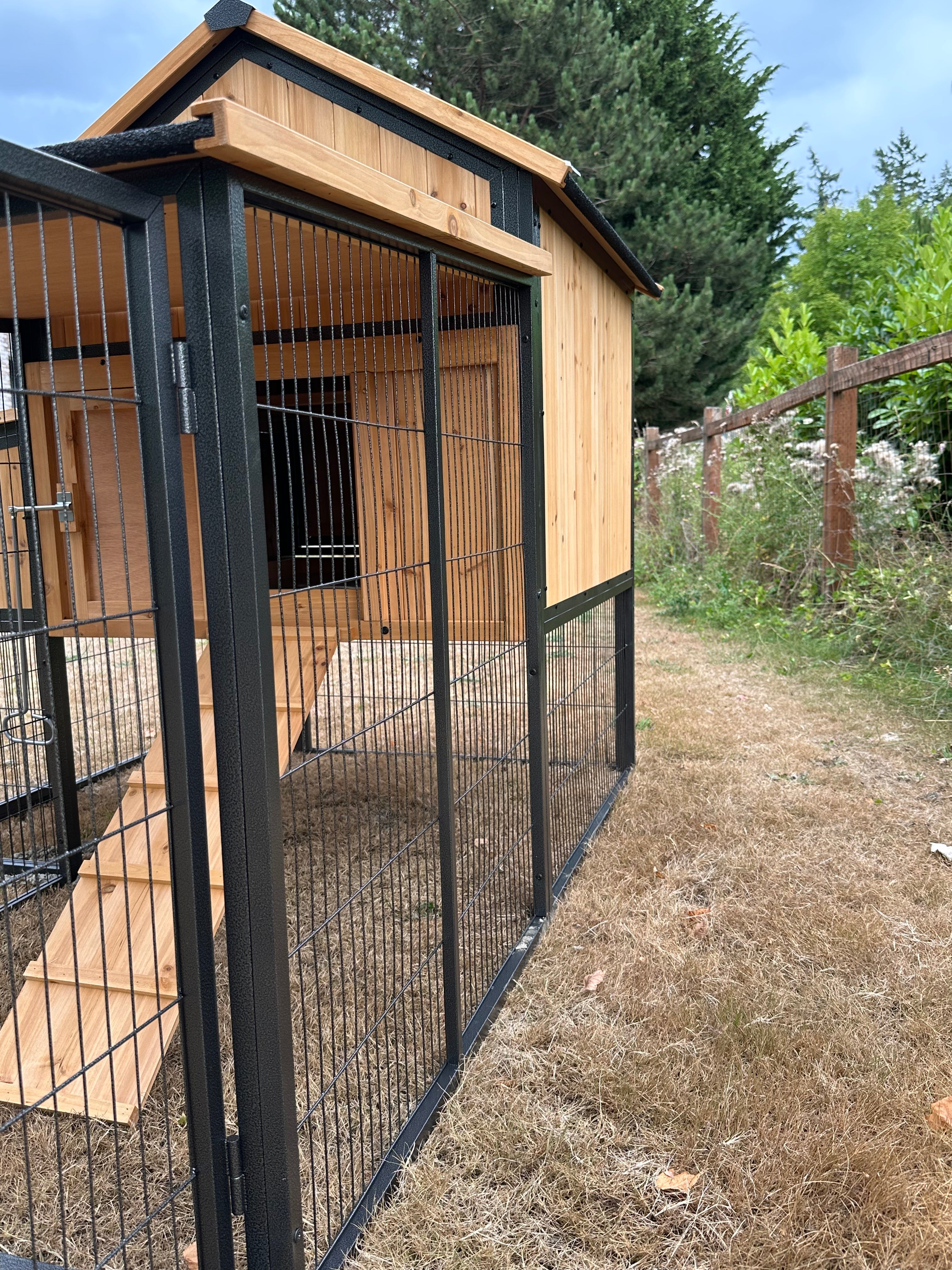 NEW-METAL Cottage Coop.  in-stock