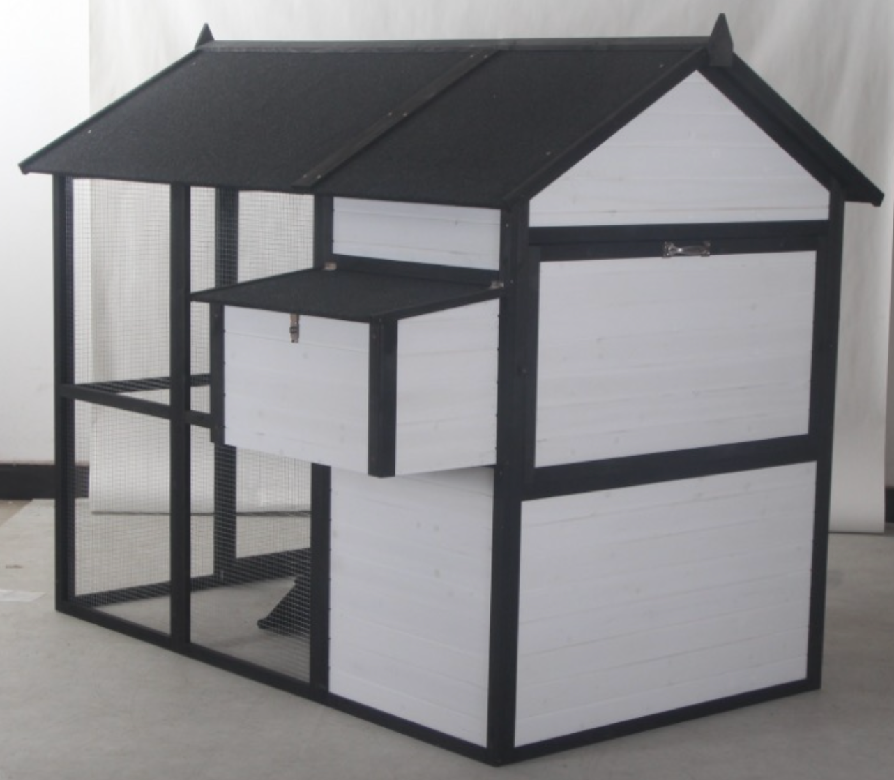 NEW FarmHouse Coop