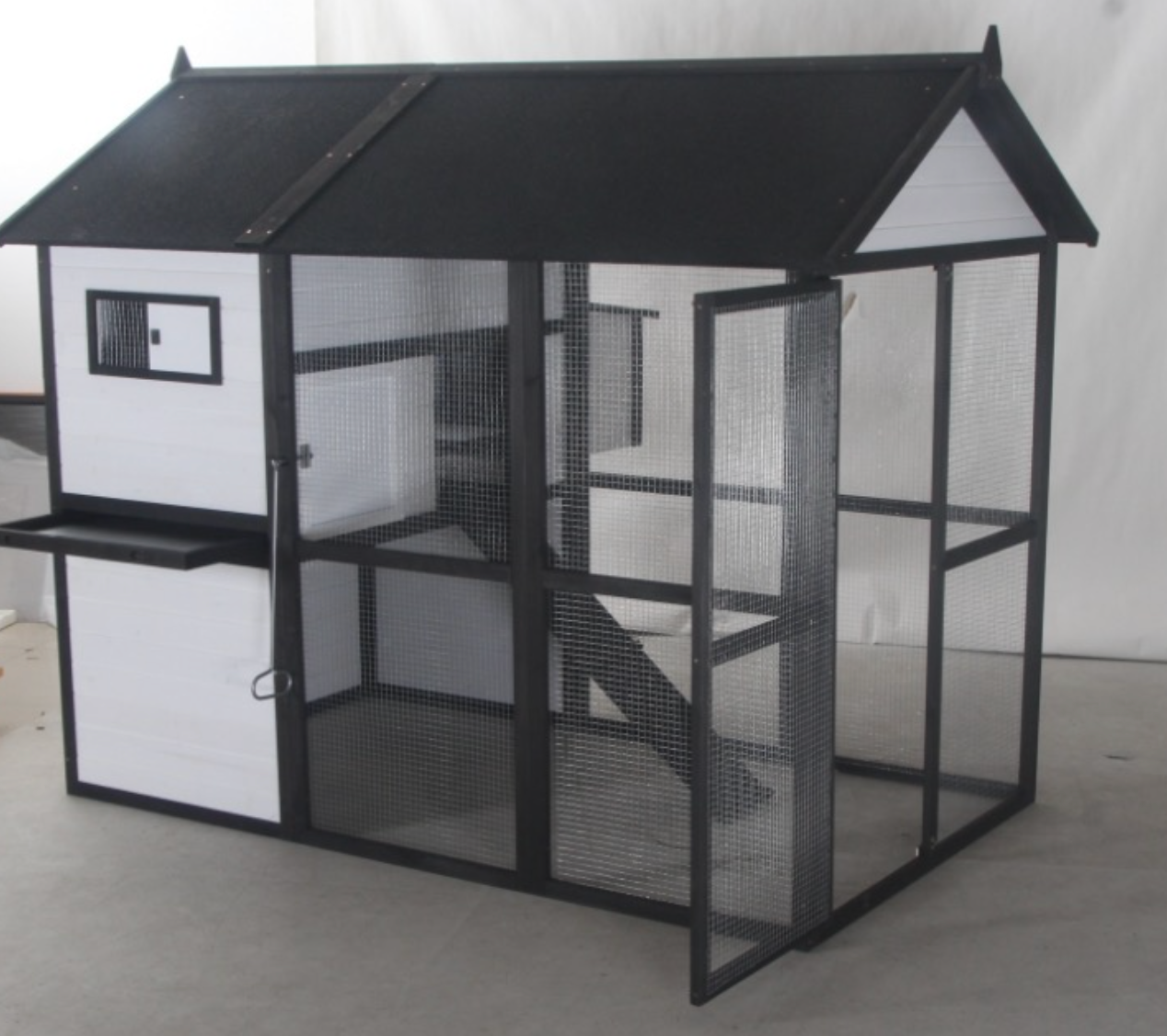NEW FarmHouse Coop