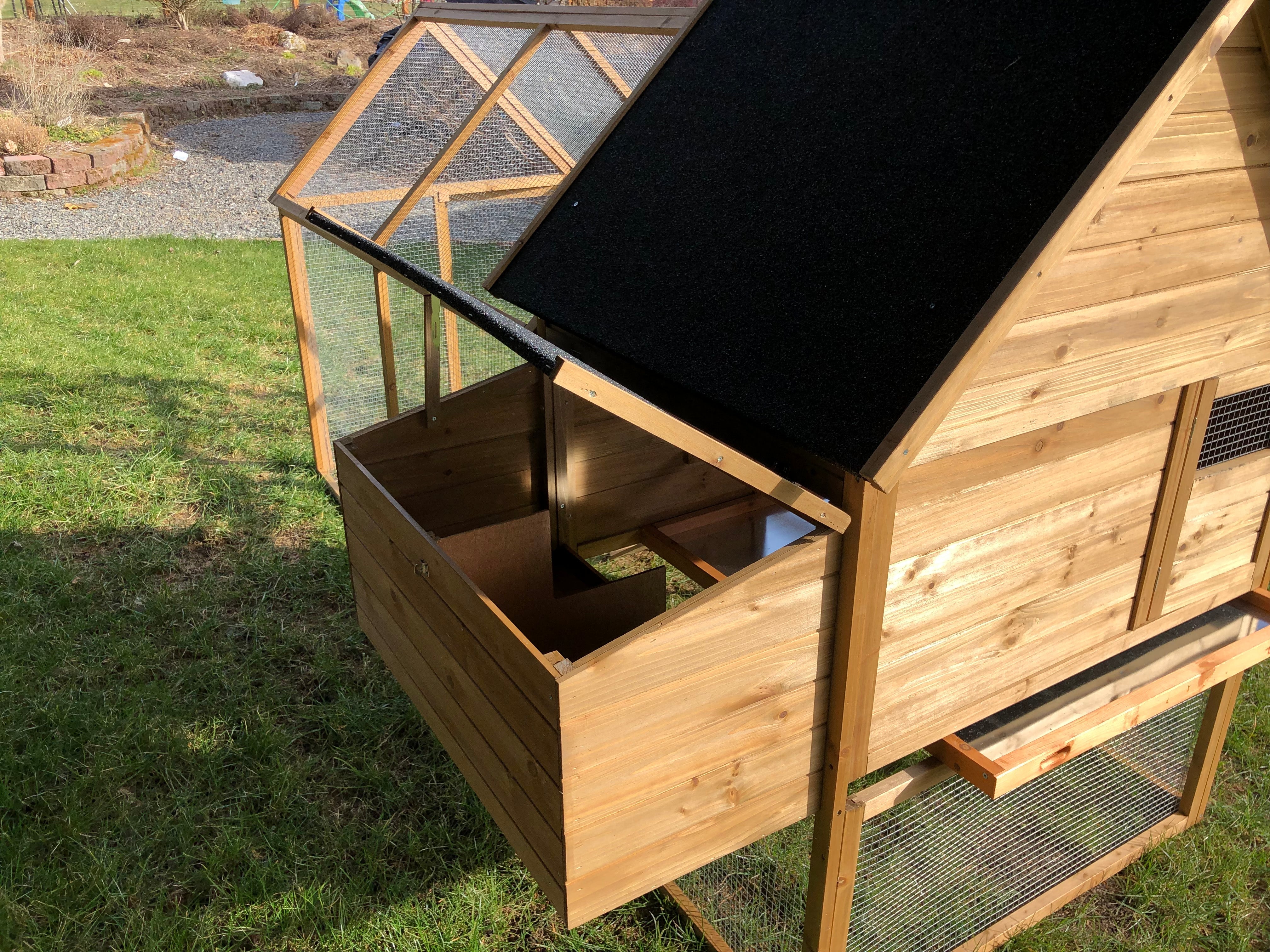 KONA COOP for 6-8 Hens