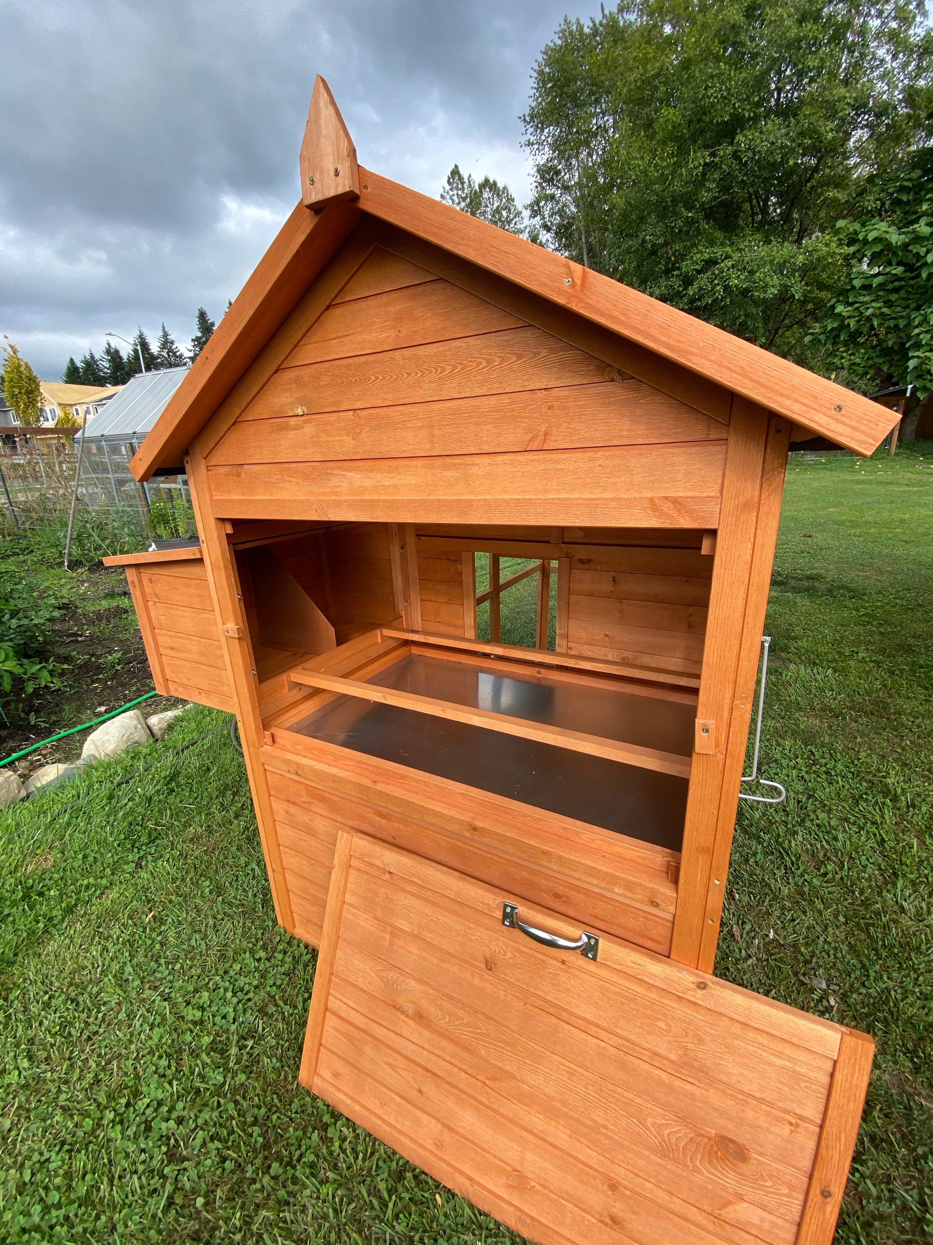 NEW FarmHouse Coop