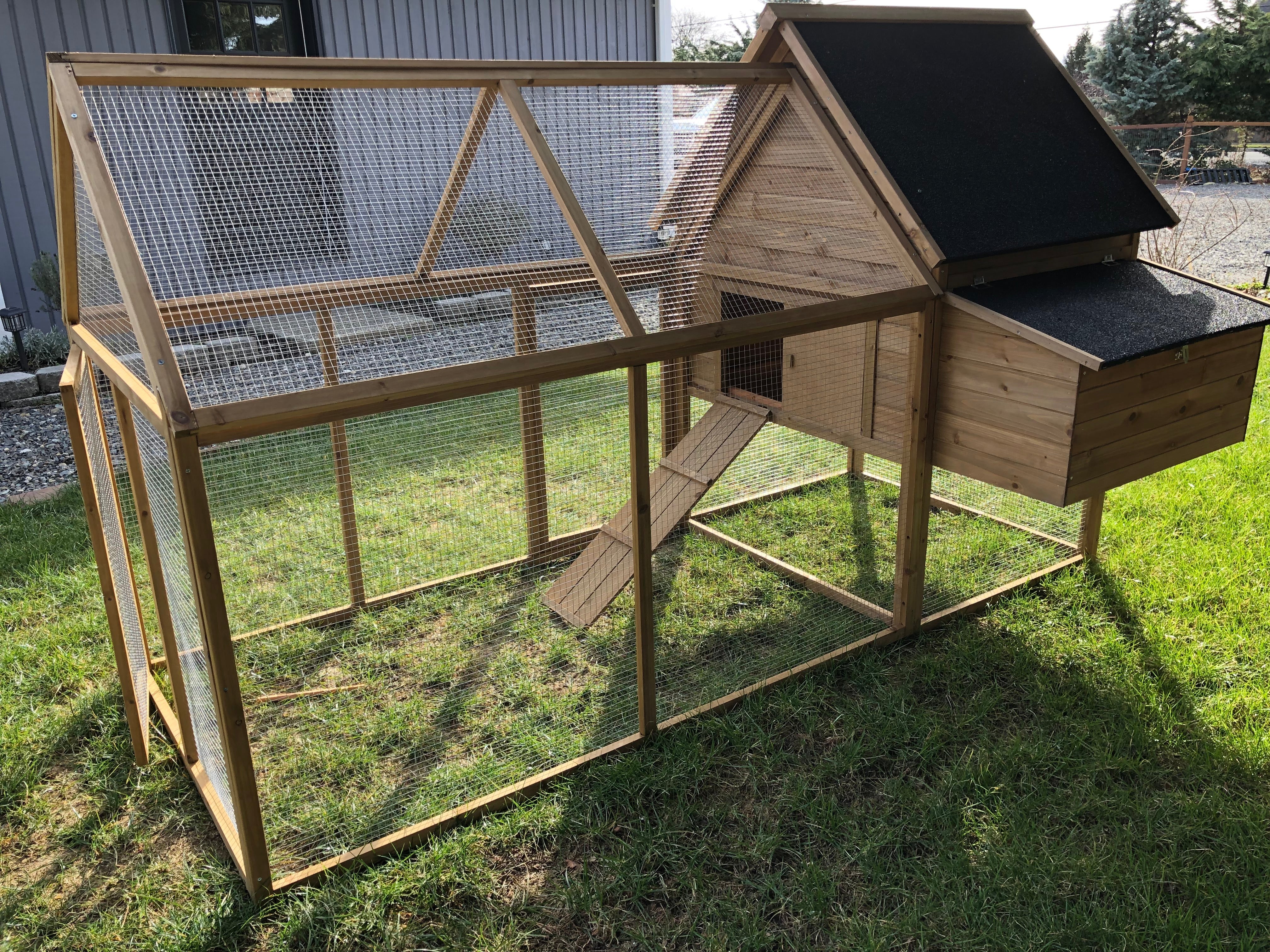 KONA COOP for 6-8 Hens