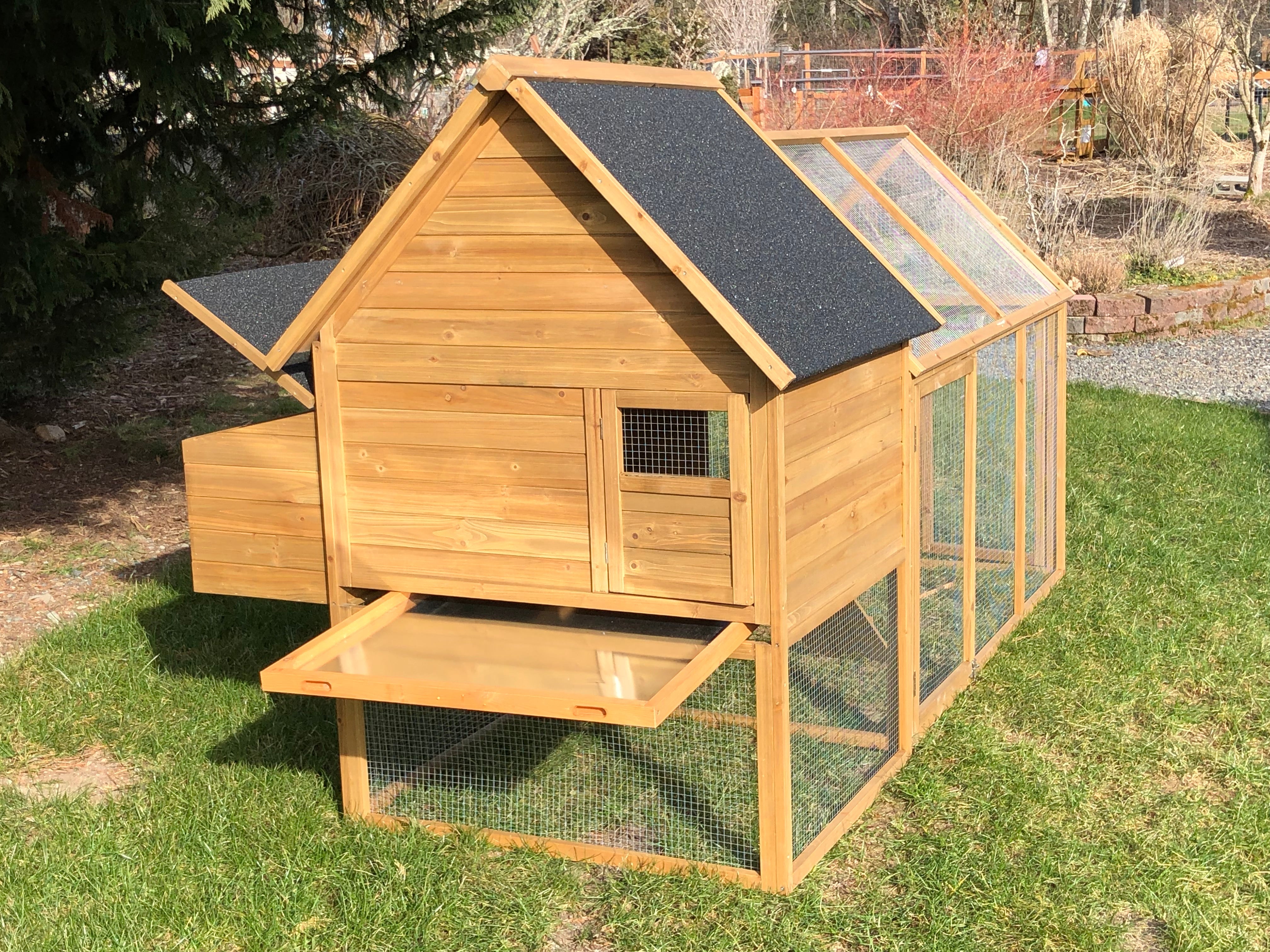 KONA COOP for 6-8 Hens