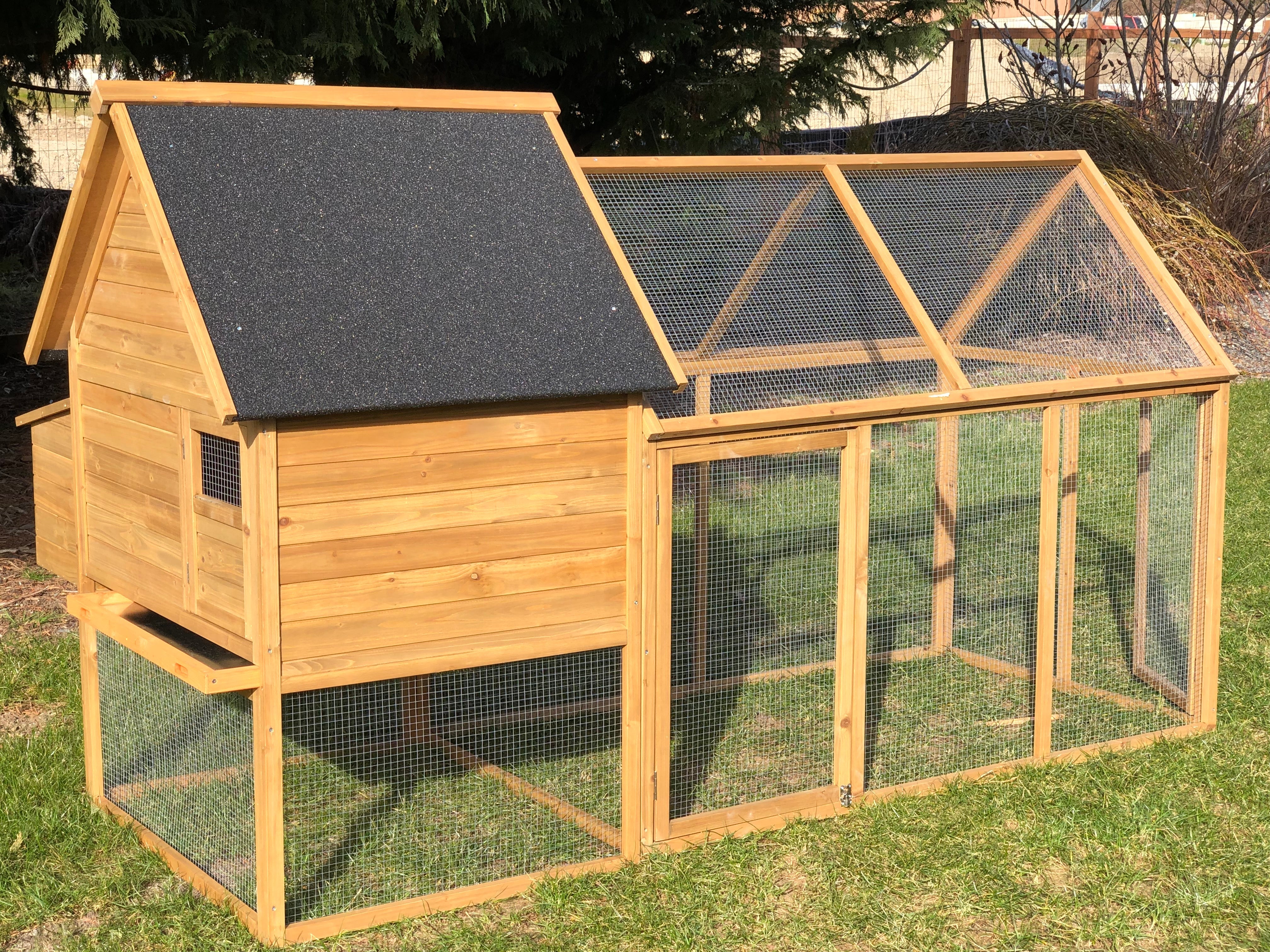 KONA COOP for 6-8 Hens