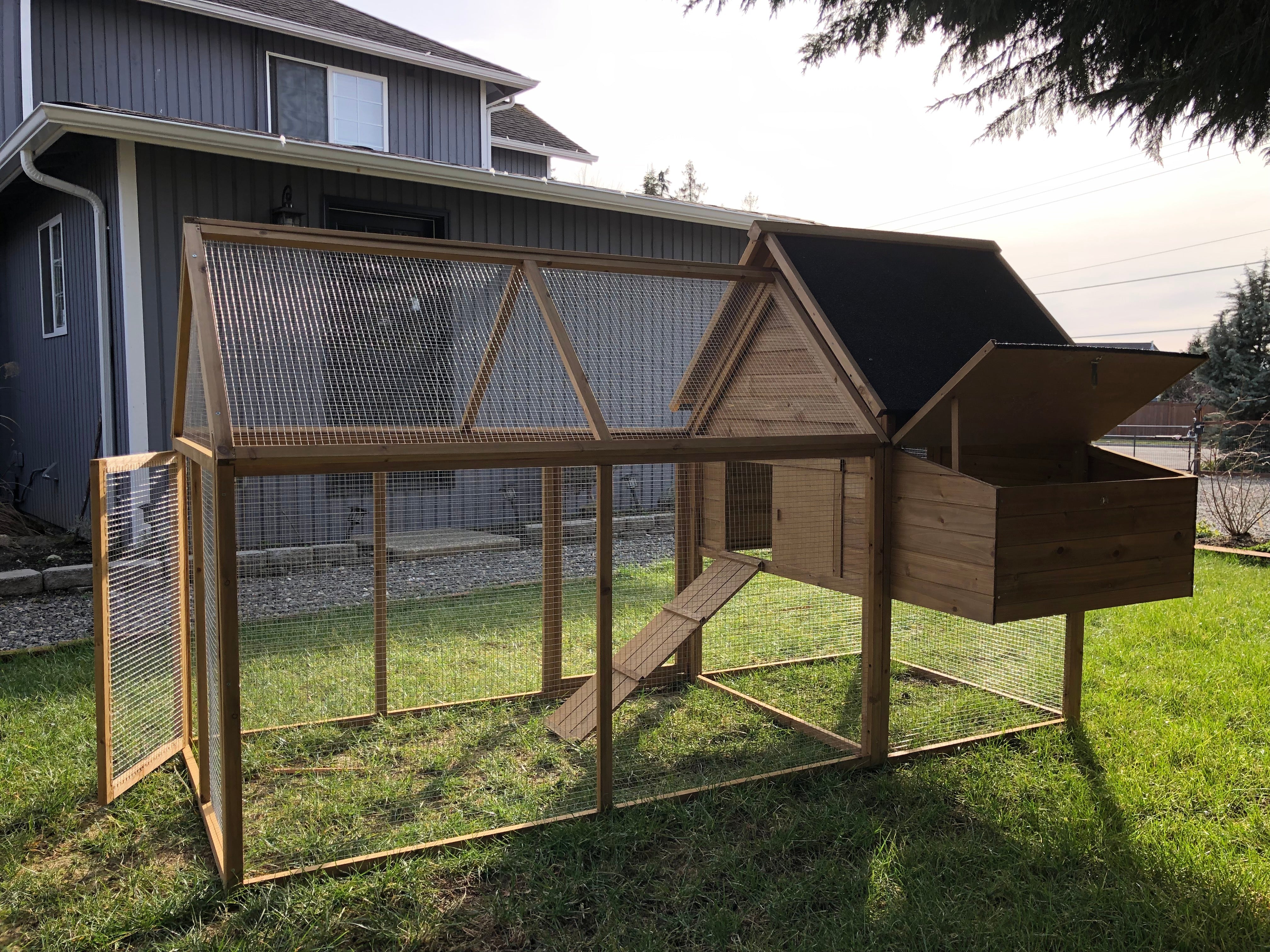 KONA COOP for 6-8 Hens