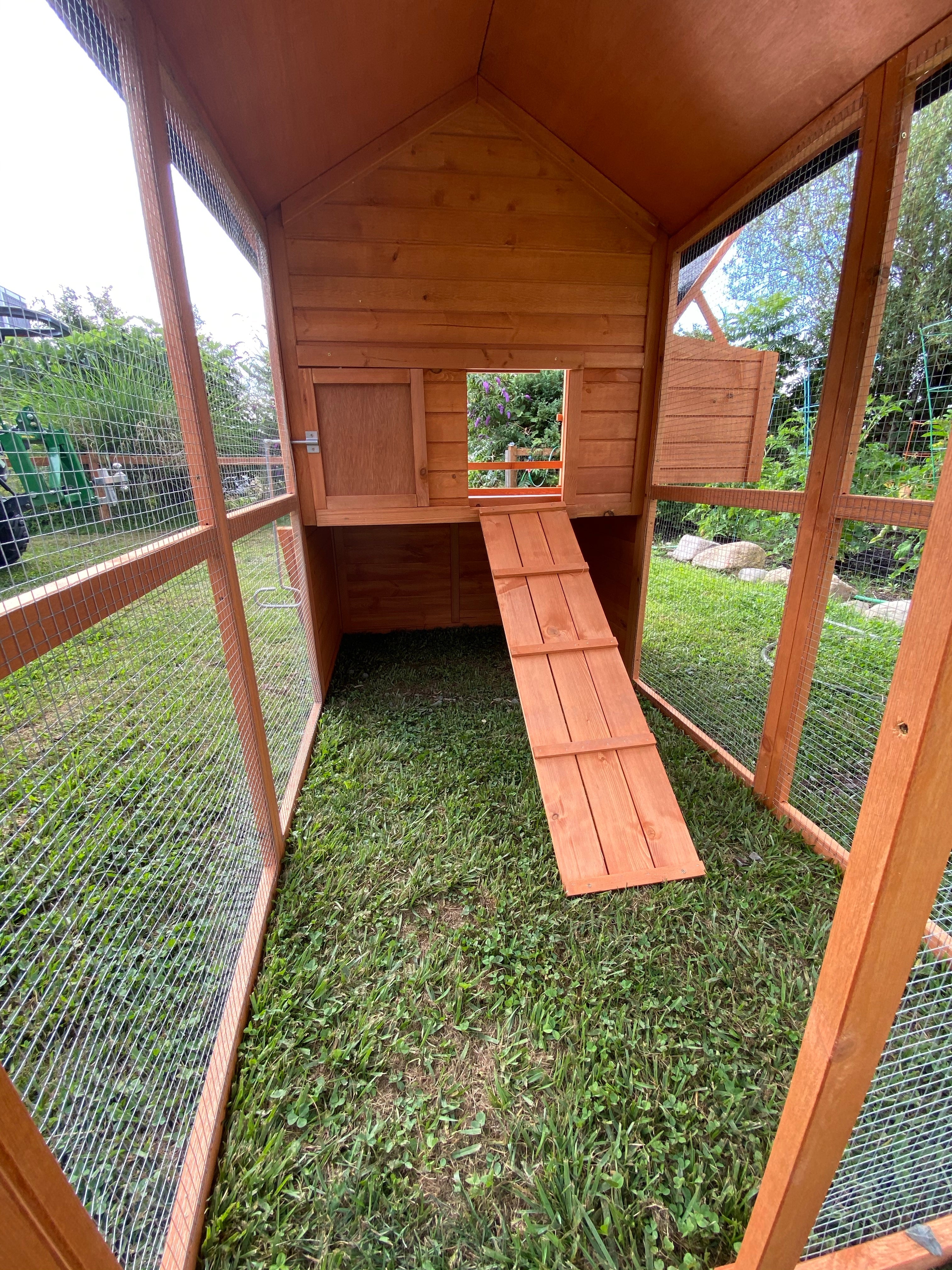 NEW FarmHouse Coop