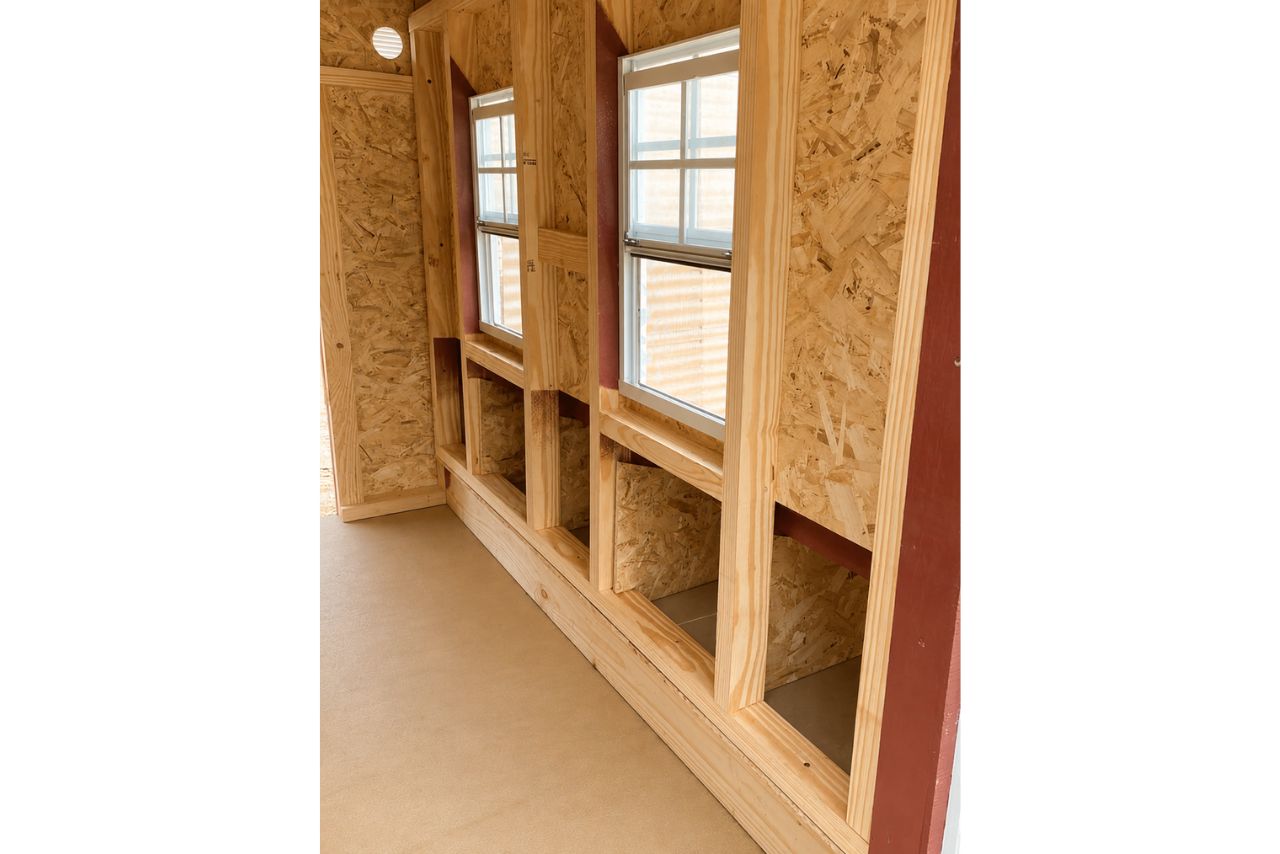 Large Chicken Coop - Up to 15 Chickens