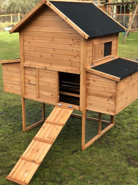 Resort Chicken Coop and Run