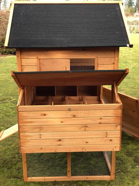 Resort Chicken Coop and Run